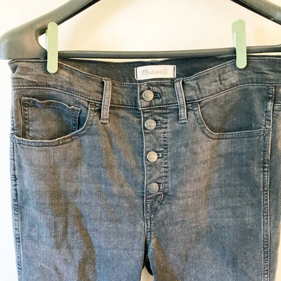 Madewell 10" High-Rise Skinny Jeans in Berkeley Black: Button-Through Edition 28 - Picture 8 of 12